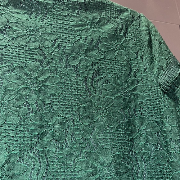 Anthropologie Skies are Blue Emerald Green Lace Top medium - Picture 6 of 6